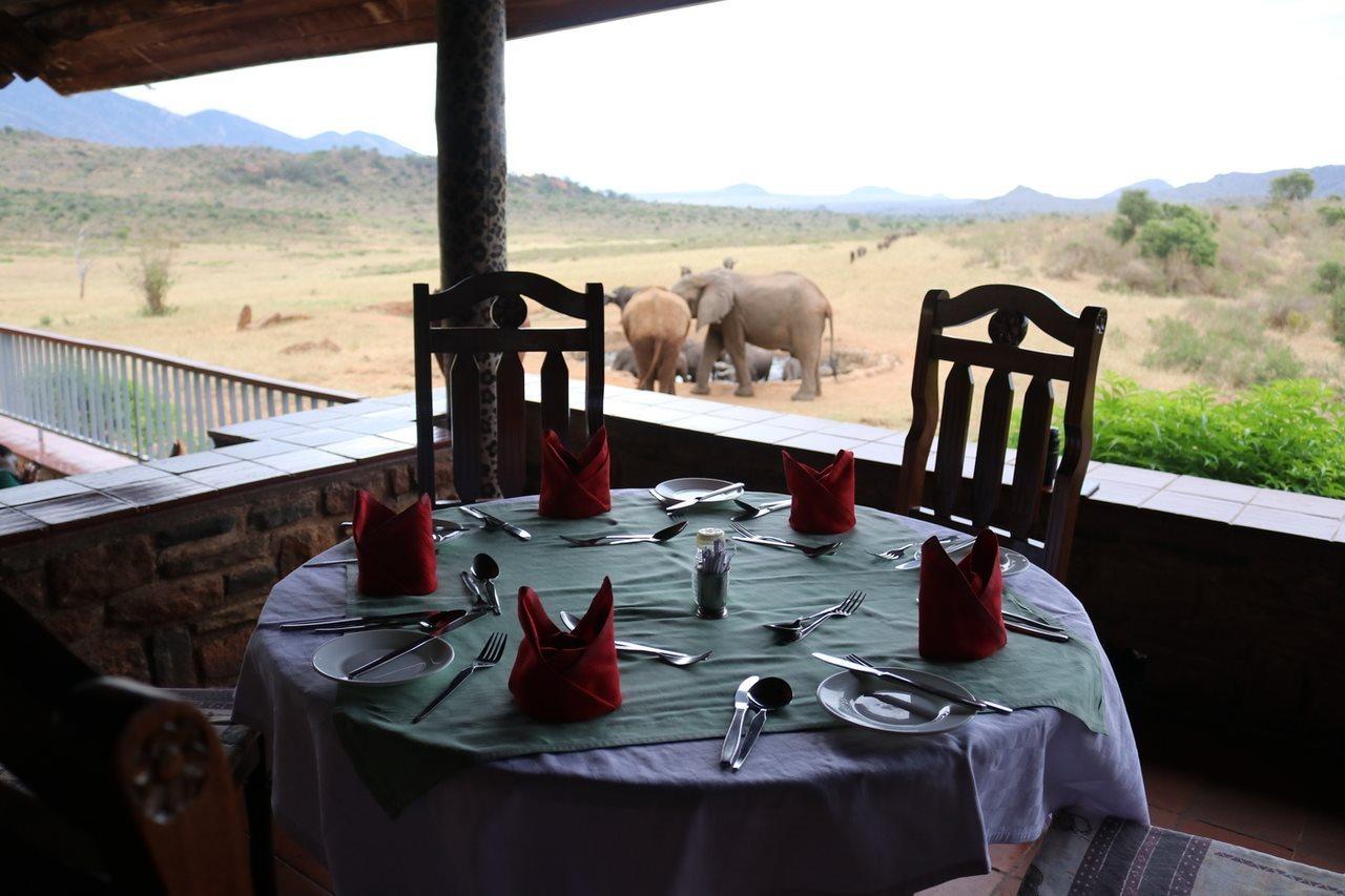 Ngulia Safari Lodge Tsavo Exterior foto